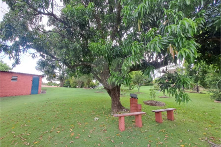 Casa à venda com 3 quartos, sendo 1 suíte, no condomínio Residencial Vale das Laranjeiras, Indaiatuba - SP