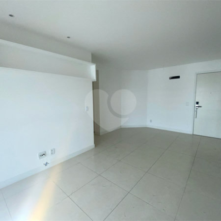 Apartamento à venda com 2 quartos, sendo 1 suíte, em Recreio dos Bandeirantes, Rio de Janeiro, RJ