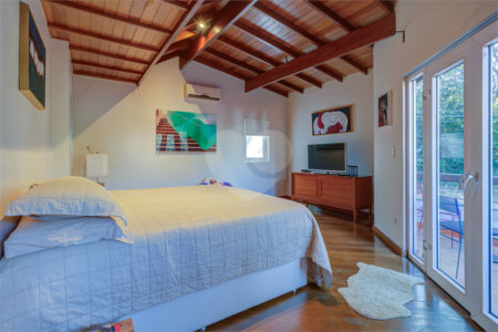 Casa de Vila à venda com 4 quartos, sendo 2 suítes,  em Jardim Marajoara, São Paulo, SP