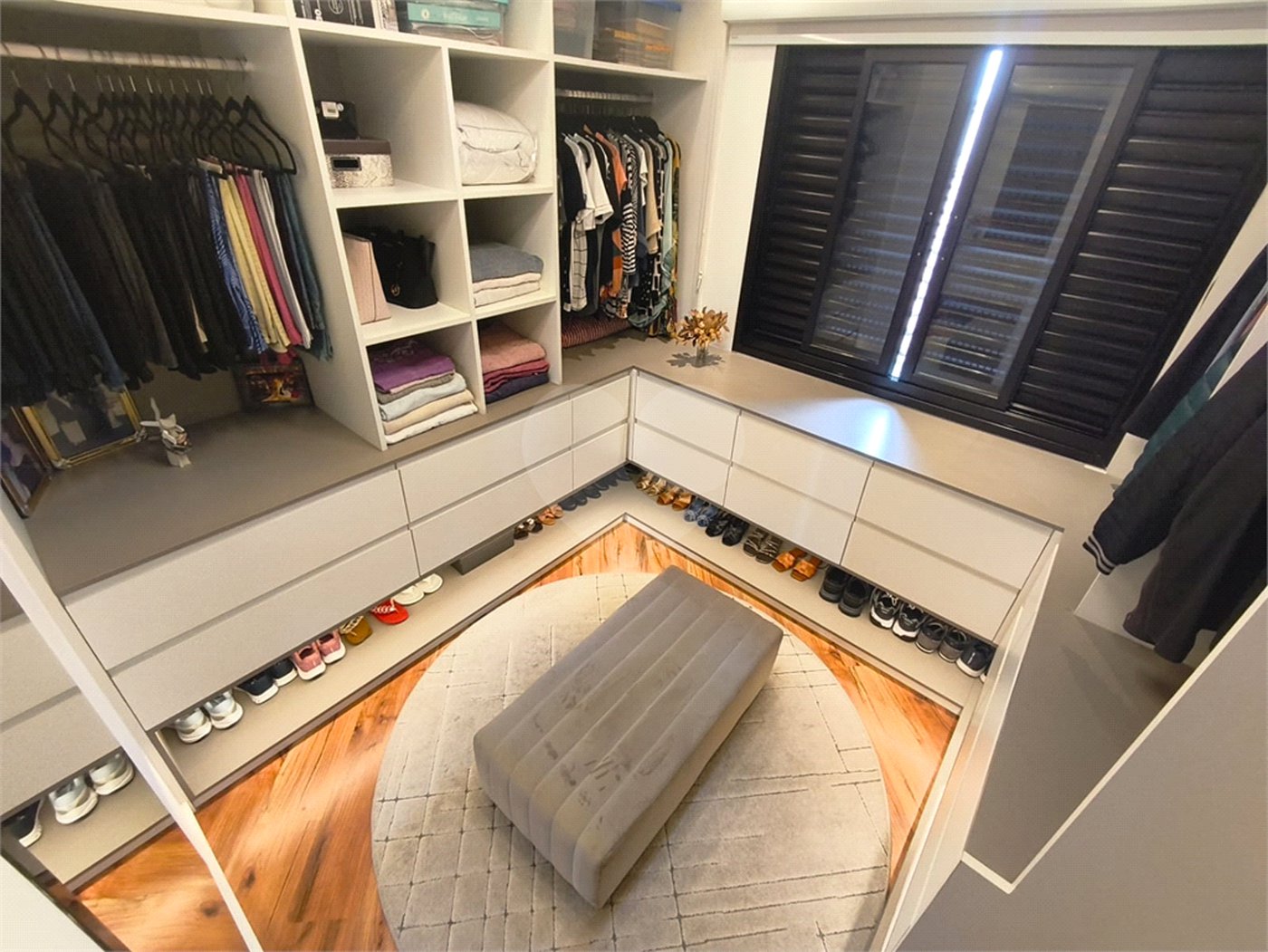 Sobrado à venda com 3 quartos, sendo 1 suíte, em Vila Nova Mazzei, São Paulo, SP