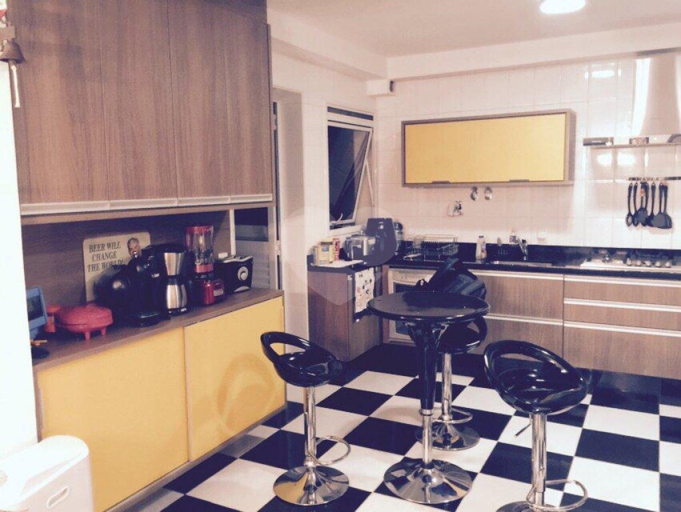 Apartamento para alugar com 3 quartos, sendo 1 suíte, em Alto da Boa Vista, São Paulo, SP