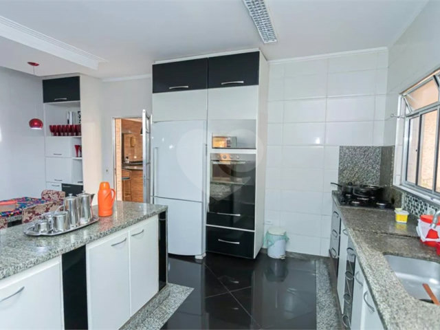 Sobrado à venda com 4 quartos, sendo 3 suítes,  em Casa Verde, São Paulo, SP