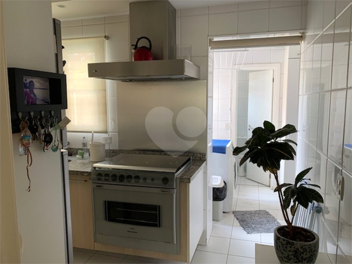 Apartamento à venda com 3 suítes em Alto da Lapa, São Paulo, SP