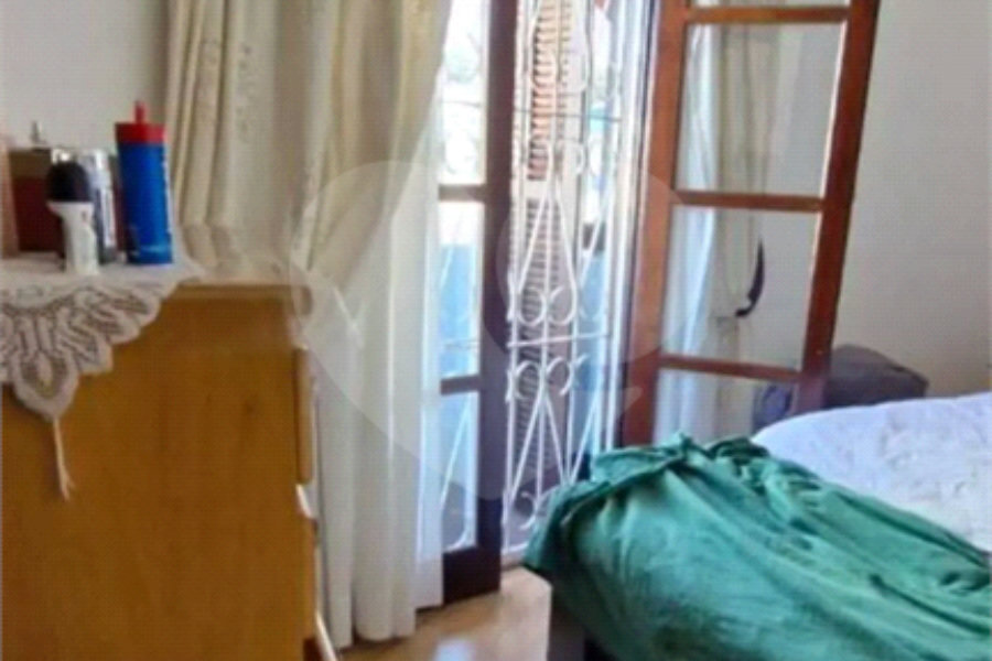 Casa à venda com 3 quartos, sendo 1 suíte, em Vila Rosalia, Guarulhos, SP