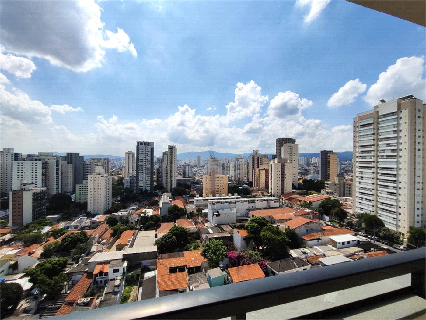 Apartamento à venda com 2 quartos, sendo 1 suíte, em Santa Teresinha, São Paulo, SP