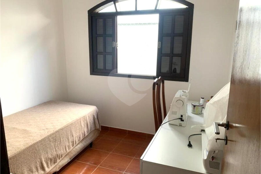 Sobrado à venda com 3 quartos, sendo 1 suíte, em Vila Nova Cachoeirinha, São Paulo, SP