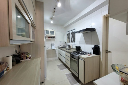 Apartamento para alugar com 4 quartos, sendo 3 suítes, em Lapa, São Paulo, SP