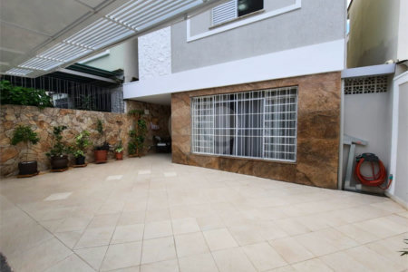 Sobrado à venda com 3 quartos, sendo 1 suíte, em Brooklin, São Paulo, SP