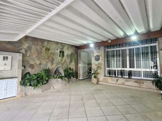 Sobrado à venda com 3 quartos, sendo 1 suíte,  em TREMEMBÉ, São Paulo, SP