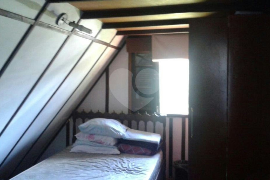 Sobrado à venda com 5 quartos em Jardim Mairiporã, Mairiporã, SP