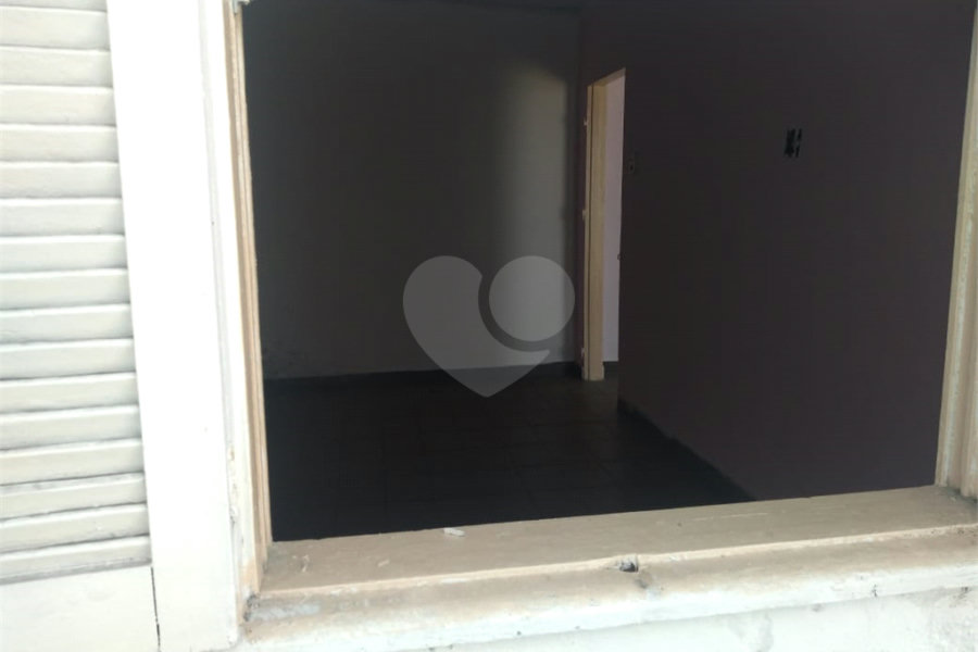 Sobrado à venda com 3 quartos em Vila Nivi, São Paulo, SP