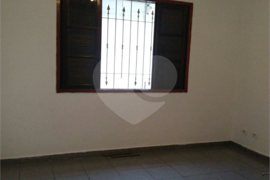 Sobrado à venda com 3 quartos, sendo 1 suíte, em Vila Nova Mazzei, São Paulo, SP