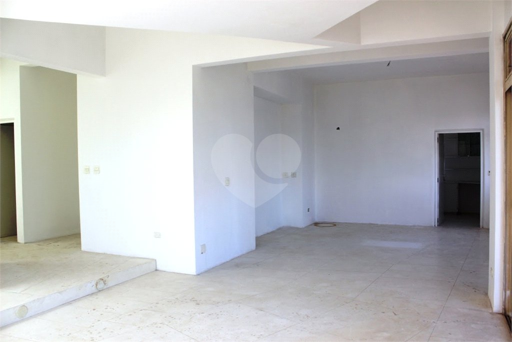 Triplex à venda com 5 quartos, sendo 3 suítes, em Santa Cecília, São Paulo, SP