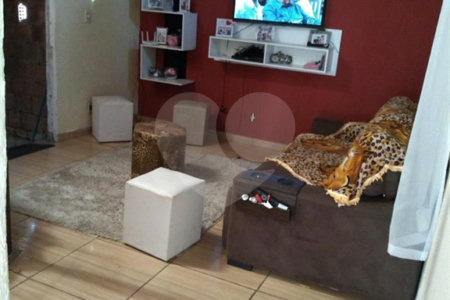 Sobrado à venda com 2 quartos em Anchieta, Rio de Janeiro, RJ