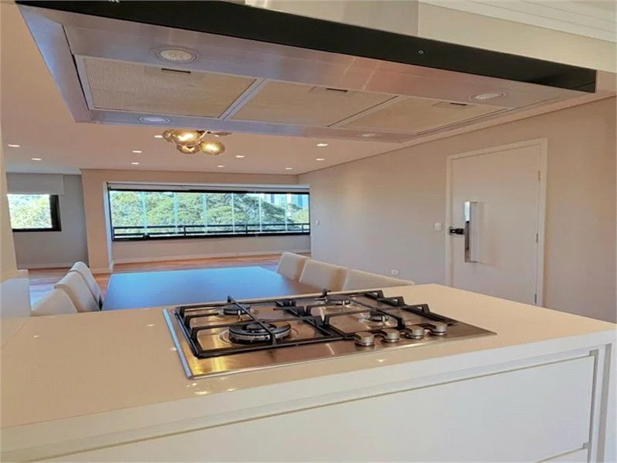 Apartamento para alugar com 2 suítes em Vila Andrade, São Paulo, SP