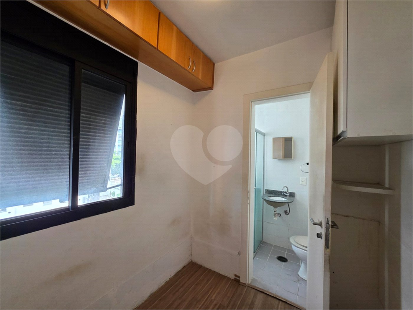 Apartamento à venda com 3 suítes em Vila Uberabinha, São Paulo, SP
