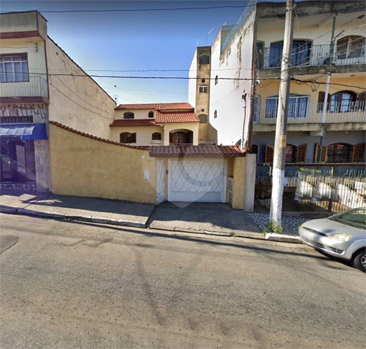 Sobrado à venda com 3 quartos, sendo 1 suíte, em Vila Gustavo, São Paulo, SP