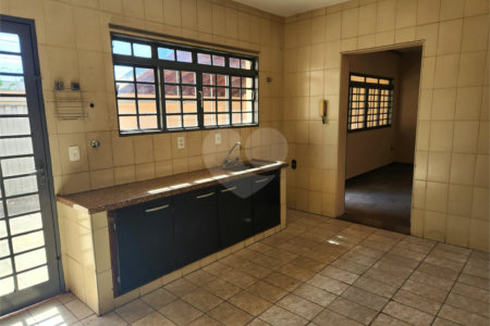 Casa à venda com 2 quartos em Vila Santa Maria (vila Xavier), Araraquara, SP