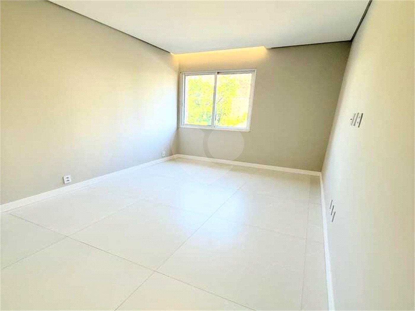 Apartamento à venda com 3 quartos, sendo 1 suíte, em Laranjeiras, Rio de Janeiro, RJ