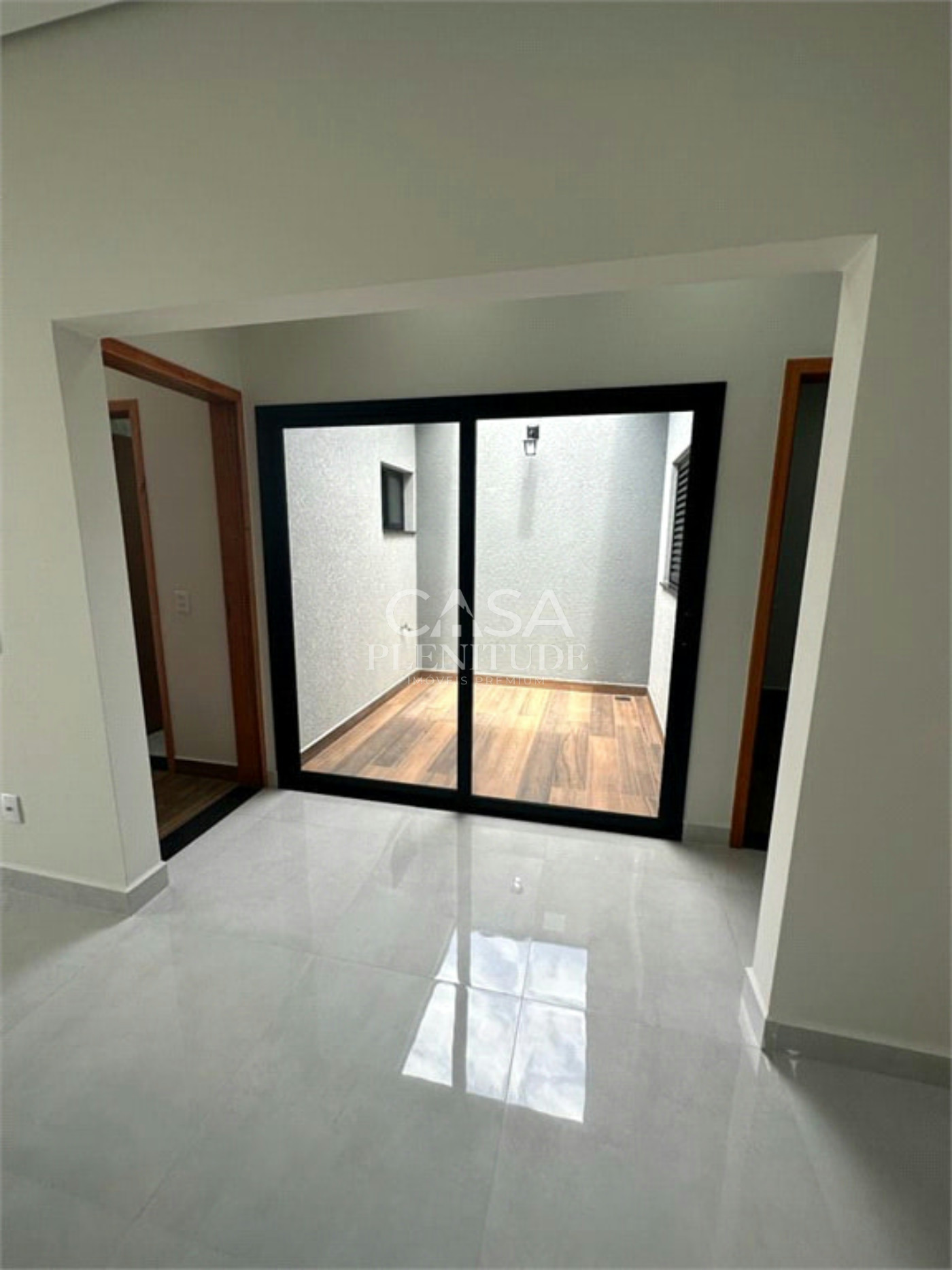 Casa em condomínio à venda com 3 quartos, sendo 1 suíte, em Jardim Residencial Villagio Ipanema I, Sorocaba, SP