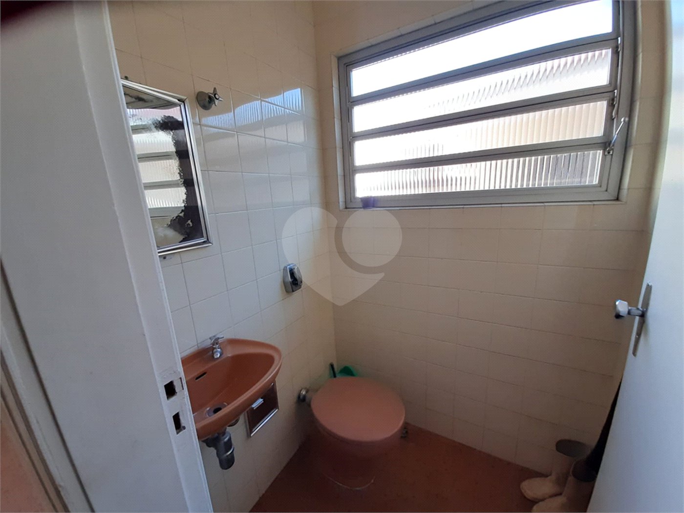 Casa à venda com 4 quartos, sendo 2 suítes, em Jardim Franca, São Paulo, SP
