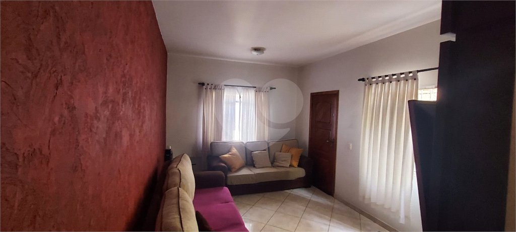 Sobrado à venda com 3 quartos, sendo 1 suíte, em Vila Sabrina, São Paulo, SP