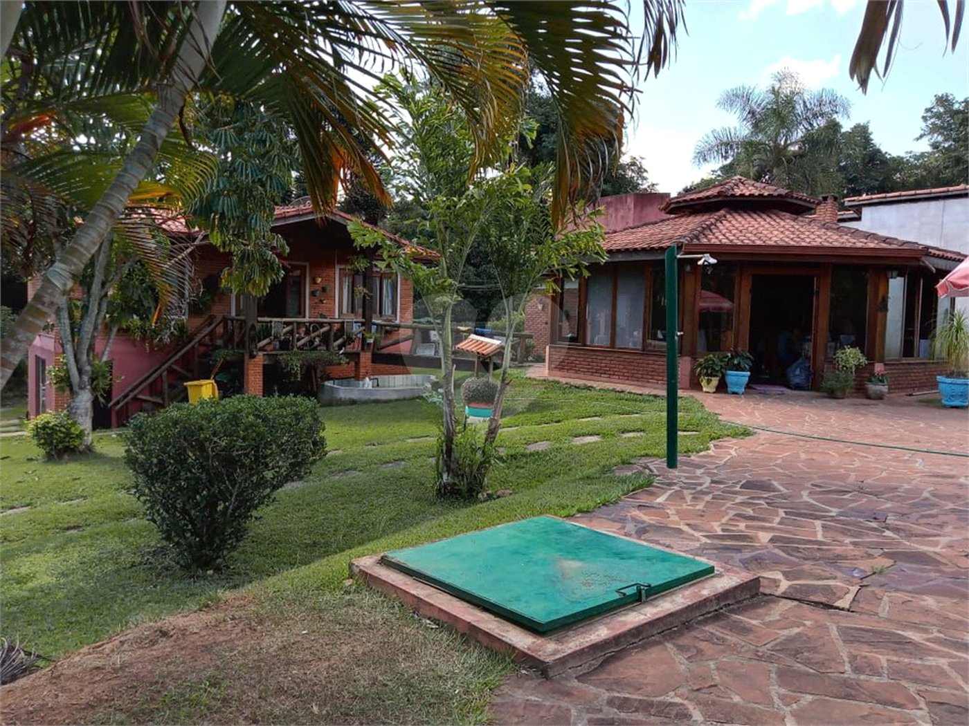 Chácara à venda com 4 quartos, sendo 3 suítes,  em Tupy, Itapetininga, SP