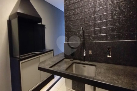 Casa à venda com 3 quartos, sendo 1 suíte, no condomínio Rio das Pedras, Salto - SP