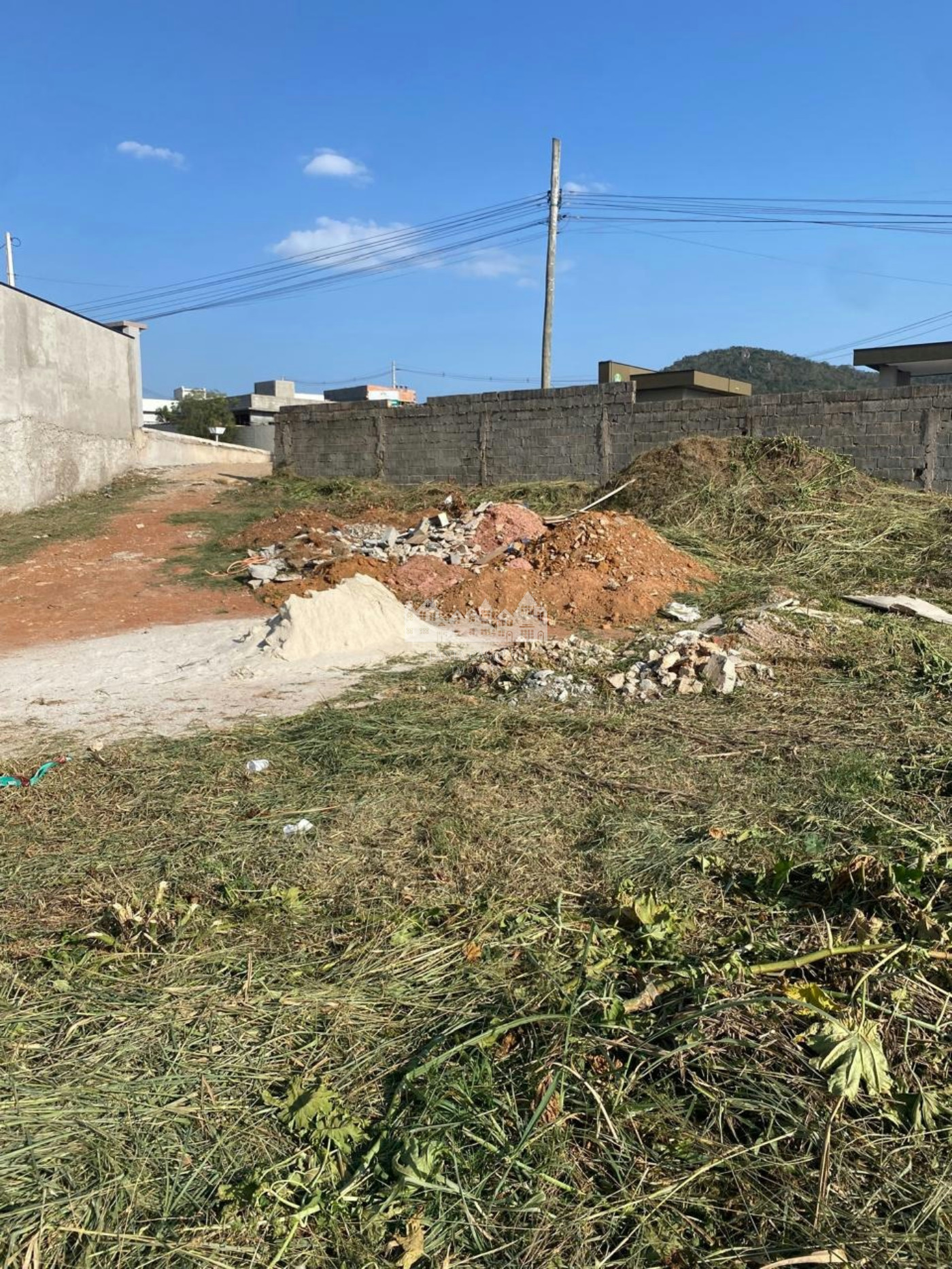 Terreno à venda em Jardim dos Pinheiros, Atibaia, SP