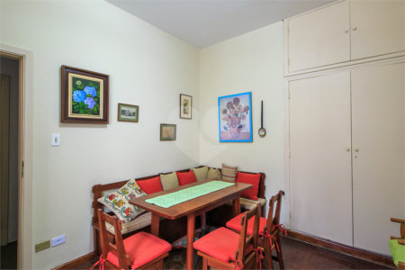 Casa Térrea à venda com 4 quartos em Campo Belo, São Paulo, SP