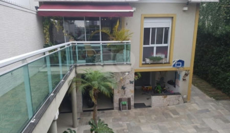 Sobrado à venda com 4 quartos, sendo 2 suítes,  em Santana, São Paulo, SP