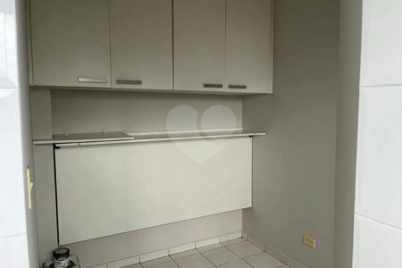 Apartamento à venda com 4 quartos, sendo 3 suítes, em Indianópolis, São Paulo, SP