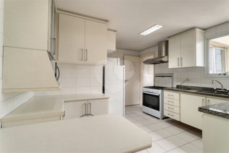 Apartamento à venda com 4 quartos, sendo 2 suítes, em Vila Mascote, São Paulo, SP