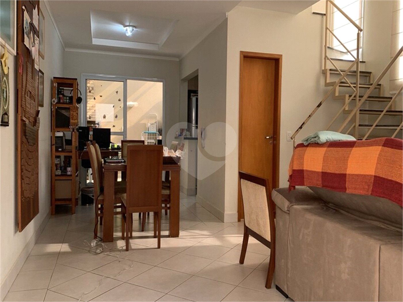 Casa à venda com 3 quartos, sendo 1 suíte, no condomínio Residencial Belle Ville Itaycy, Indaiatuba - SP