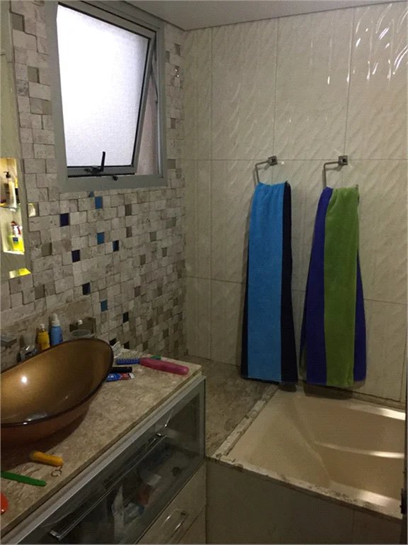 Apartamento à venda com 3 quartos, sendo 1 suíte, em Vila Suzana, São Paulo, SP