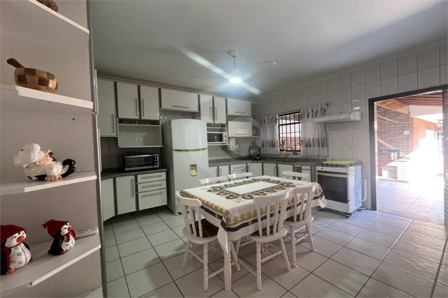 Casa à venda com 4 quartos, sendo 3 suítes, em Vila Guilherme, São Paulo, SP