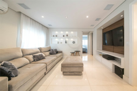 Apartamento à venda com 3 quartos, sendo 2 suítes, em Vila Mariana, São Paulo, SP