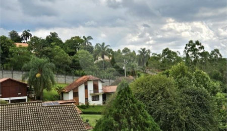 Casa à venda com 3 quartos, sendo 1 suíte,  no condomínio Clube de Campo Fazenda Tabarã, Mairiporã - SP