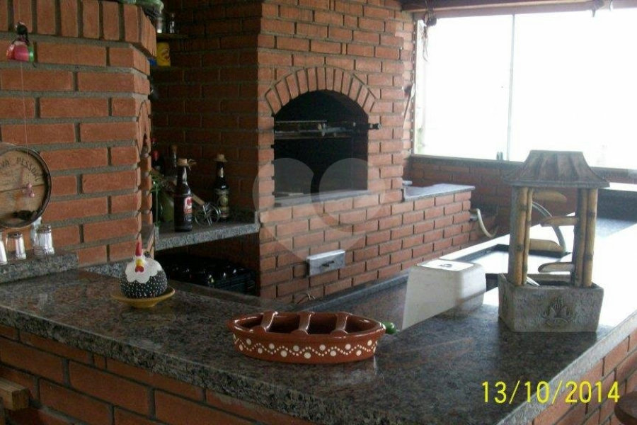 Sobrado à venda com 5 quartos, sendo 1 suíte, em Parada Inglesa, São Paulo, SP
