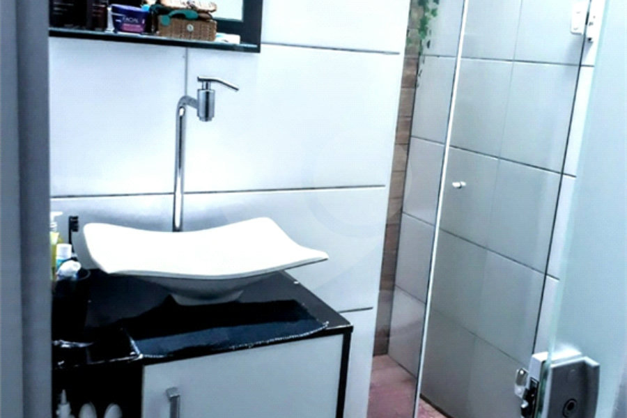 Casa à venda com 2 quartos no condomínio Villaggio Dona Regina, São Paulo - SP