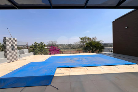 Casa à venda com 3 quartos, sendo 2 suítes, no condomínio Terras de Mont Serrat, Salto - SP