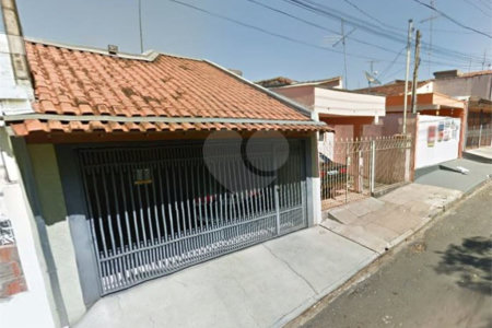 Casa térrea no Parque Delta.