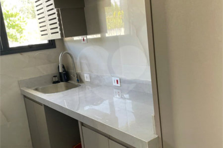 Casa à venda ou para alugar com 3 suítes no condomínio São Joaquim, Vinhedo - SP