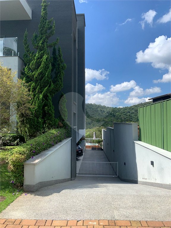 Casa à venda ou para alugar com 4 suítes no condomínio Residencial Gênesis 1, Santana de Parnaíba - SP