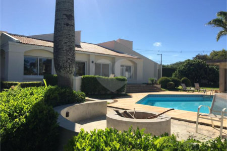 Casa à venda com 5 suítes no condomínio São Paulo, São Paulo - SP