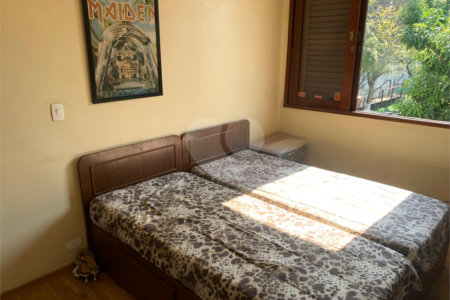 Casa à venda com 4 quartos, sendo 2 suítes, em Vila São Francisco, São Paulo, SP