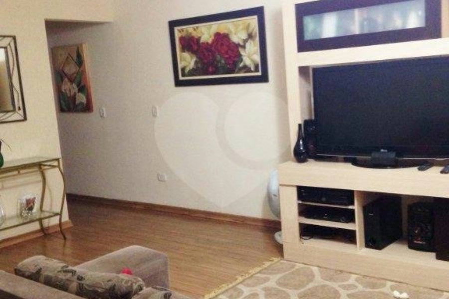 Casa à venda com 4 quartos, sendo 1 suíte,  em Tremembé, São Paulo, SP