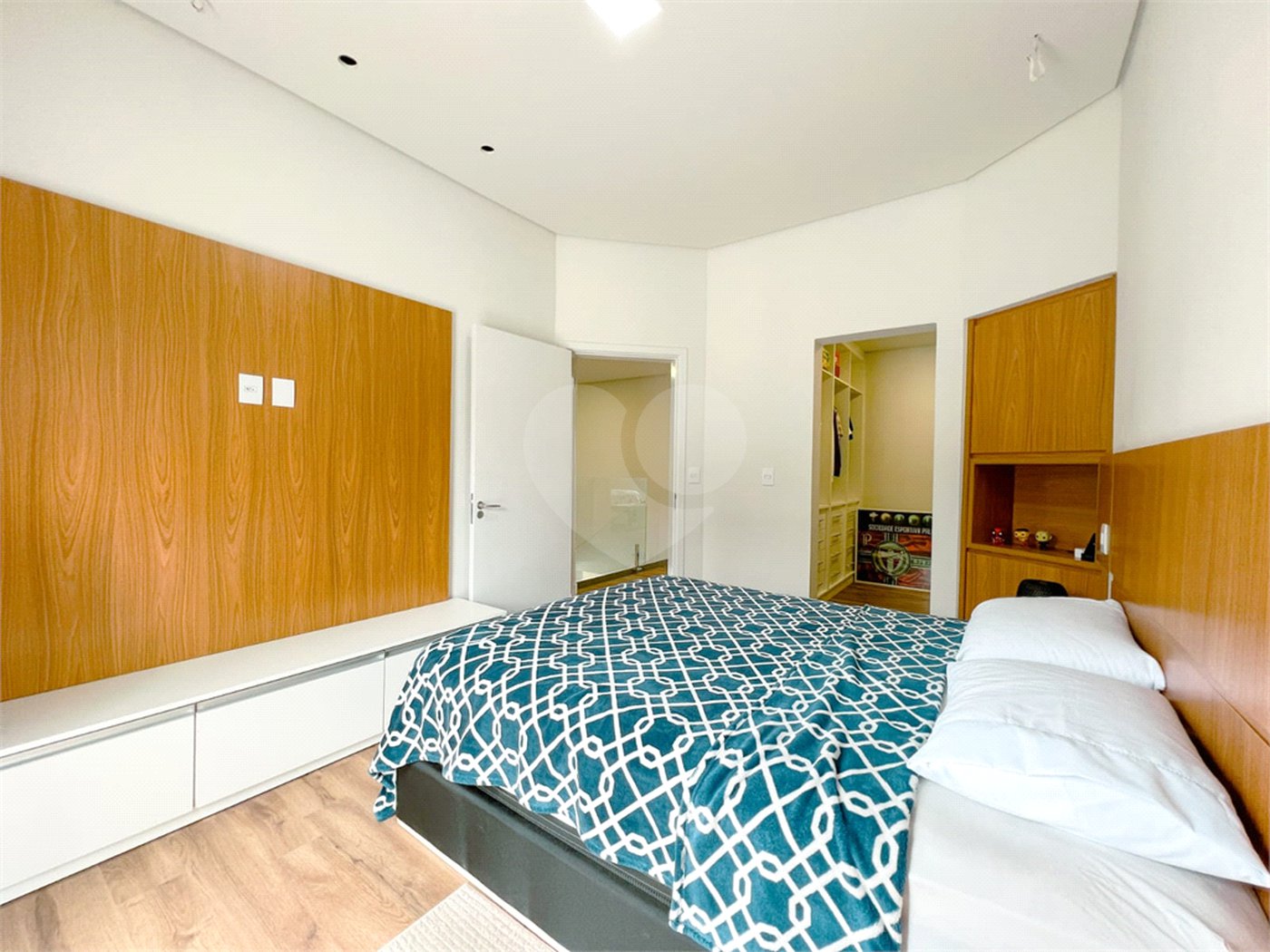 Casa à venda com 4 suítes no condomínio Alpes de Vinhedo, Vinhedo - SP