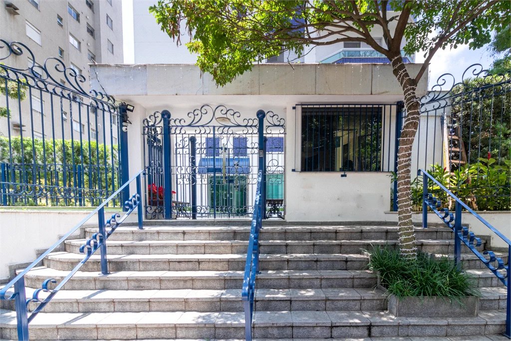 Apartamento à venda com 4 quartos, sendo 3 suítes, em Brooklin Paulista, São Paulo, SP