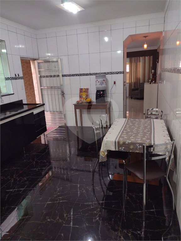 Sobrado à venda com 3 quartos, sendo 1 suíte, em Vila Medeiros, São Paulo, SP